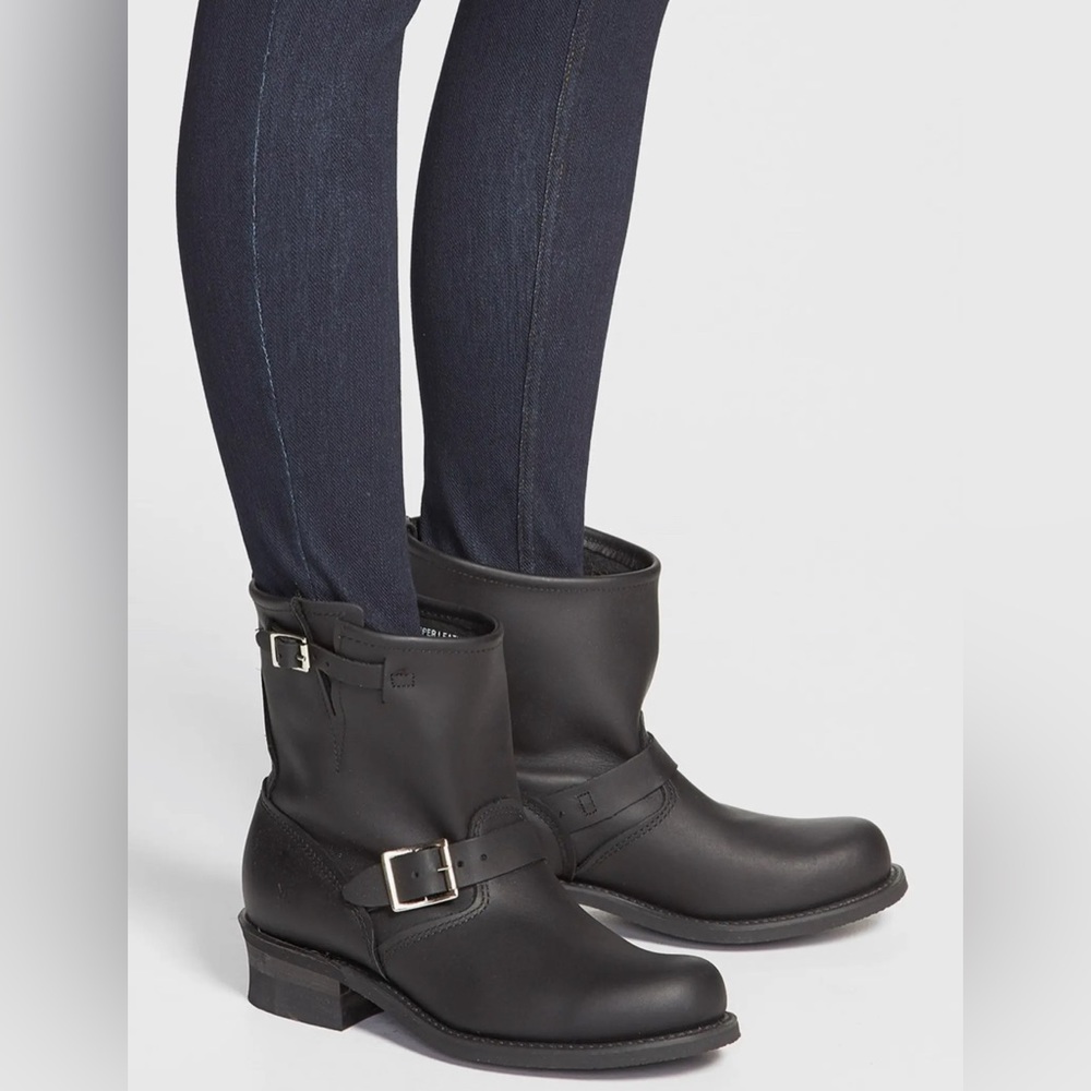 Frye Engineer 8R Boot